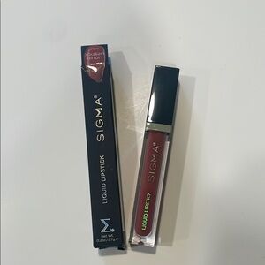Sigma Beauty Liquid Lipstick - Bold Red